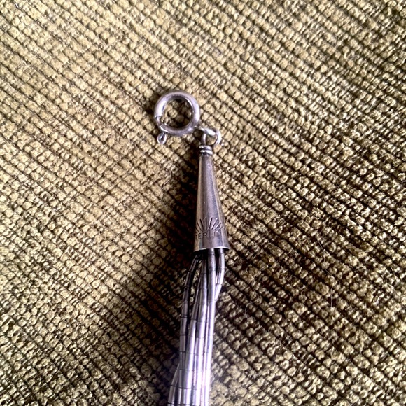 Old Pawn Style Liquid Silver Choker - Picture 2 of 8